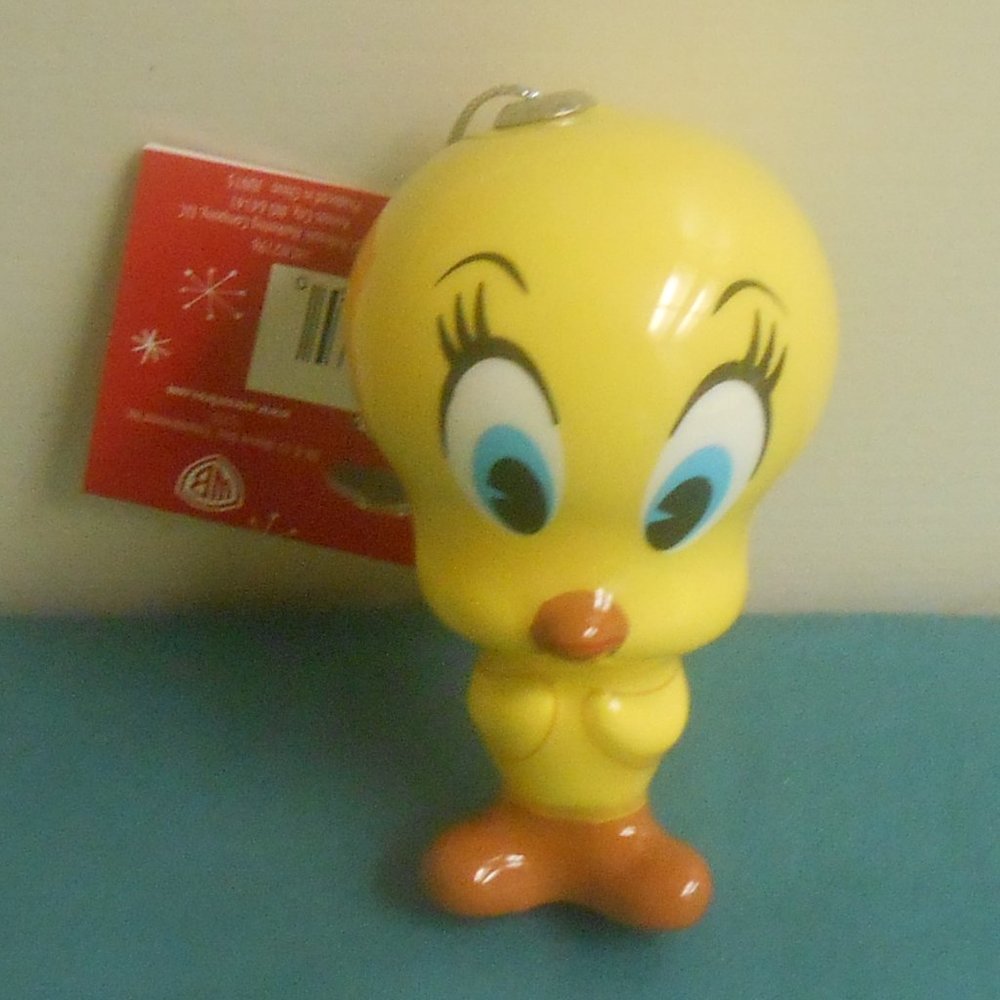 Looney Tunes Tweety Bird Hallmark Christmas Tree Ornament Holiday Decoration New